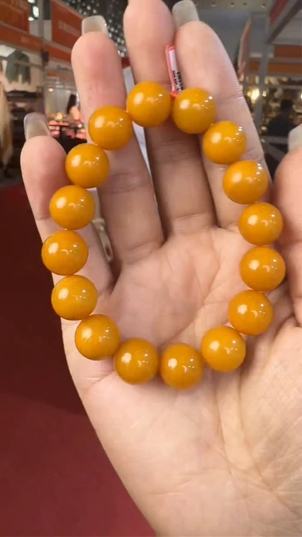 未镶嵌琥珀手链上海珠宝展假一罚十