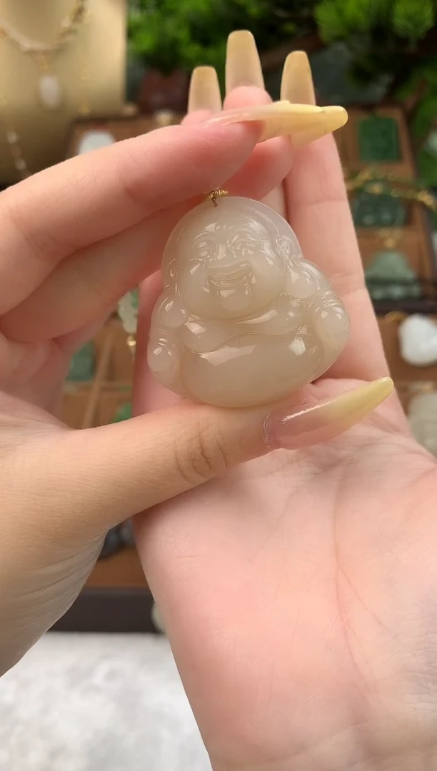 和田玉未镶嵌颈饰吊坠