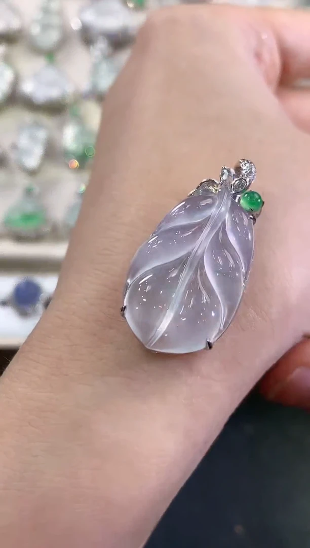 翡翠18K金镶嵌吊坠(不含链)C135