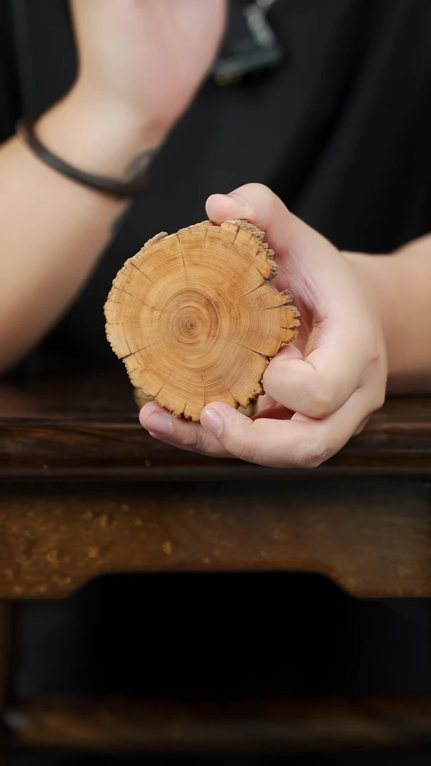 柏木（崖柏）陈化黑油杯垫香片