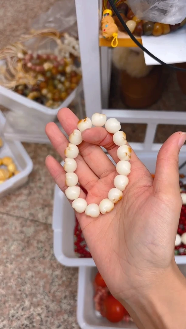 吊坠菩提根/象牙果白色猫爪单圈