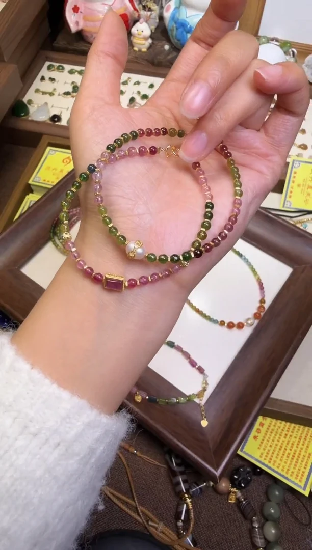 水晶摆件未镶嵌手链 多样性发其一