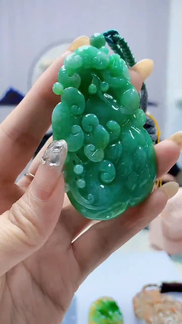 定制翡翠未镶嵌5060DD-毛货挂件177