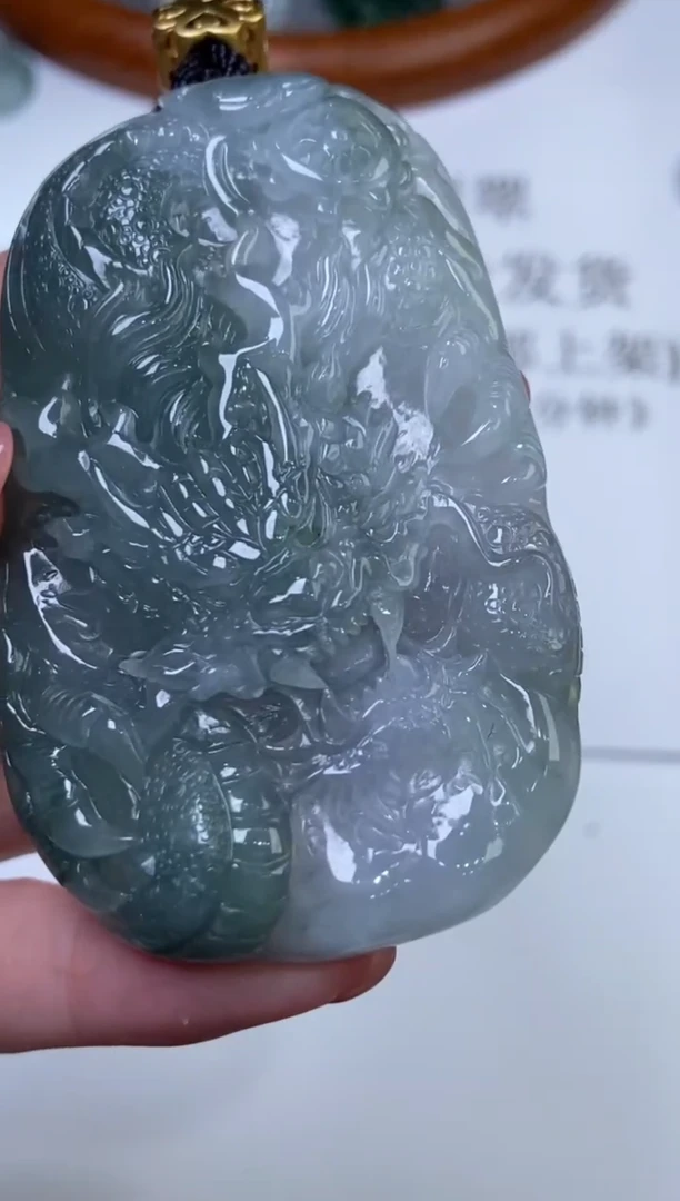 翡翠挂件未镶嵌  313146