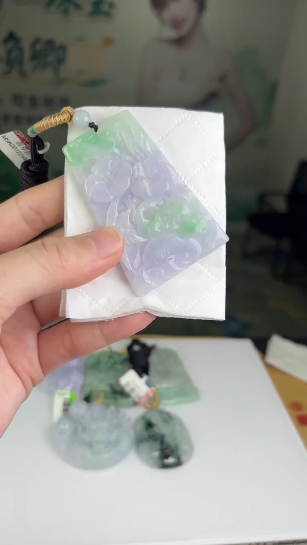 颈饰未镶嵌翡翠翡翠多样性发其一