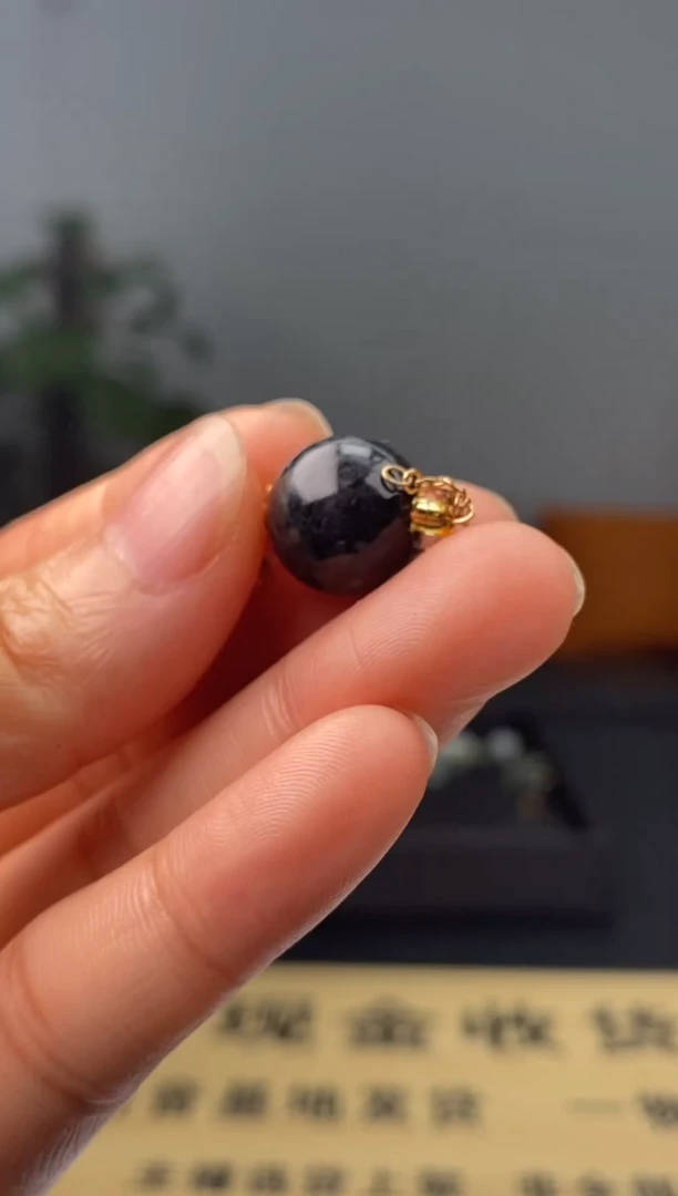 定制翡翠未镶嵌翡翠毛货多样性发货发其一