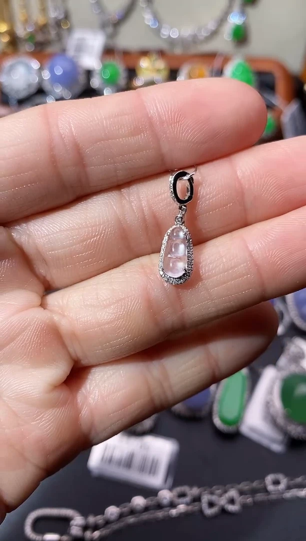 【闪购商品】翡翠吊坠(不含链)18K金镶嵌吊坠