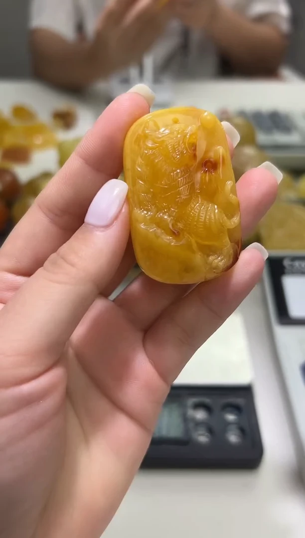 裸石琥珀未镶嵌琥珀蜜蜡吊坠