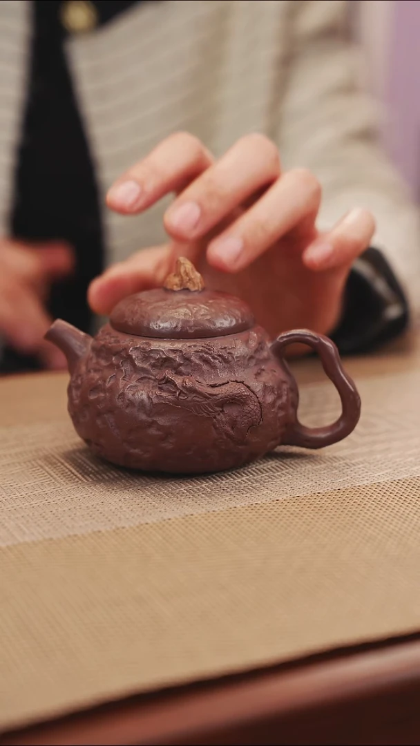 原矿老紫泥小福龙紫砂壶14
