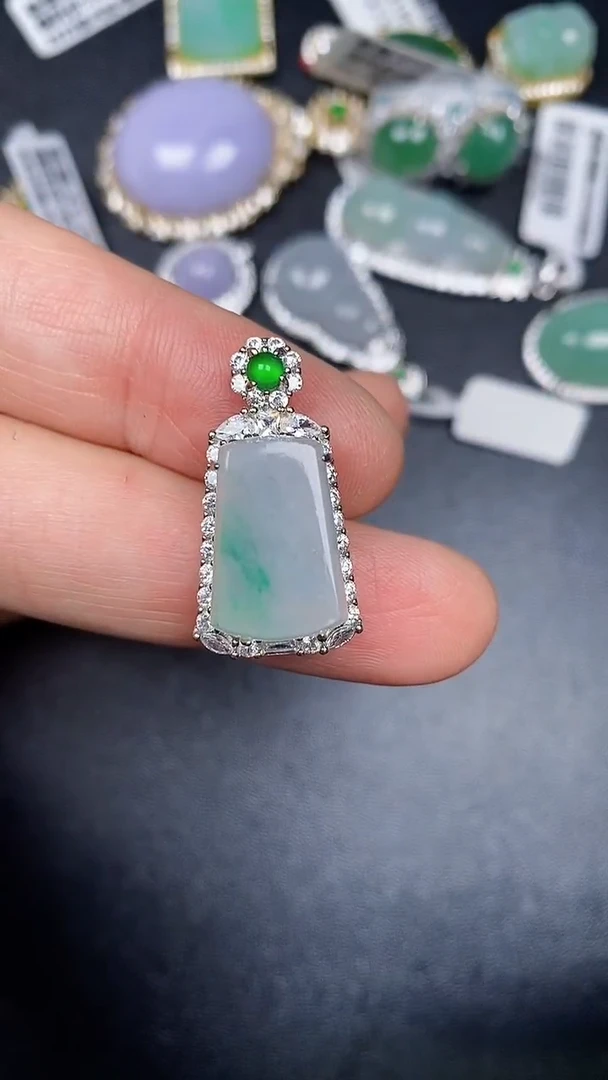 银S925镶嵌戒指翡翠4500