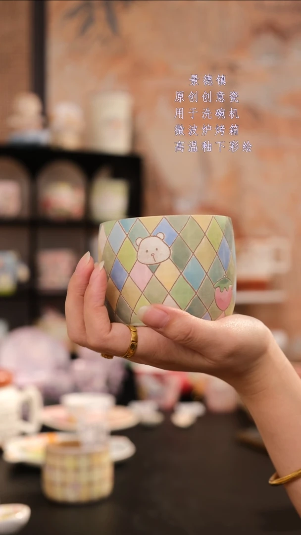 摆件景德镇手工手绘设计师款