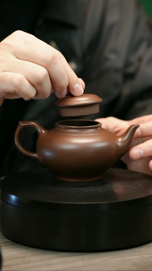 茶壶紫砂用****4H1744赵信军光素笑樱