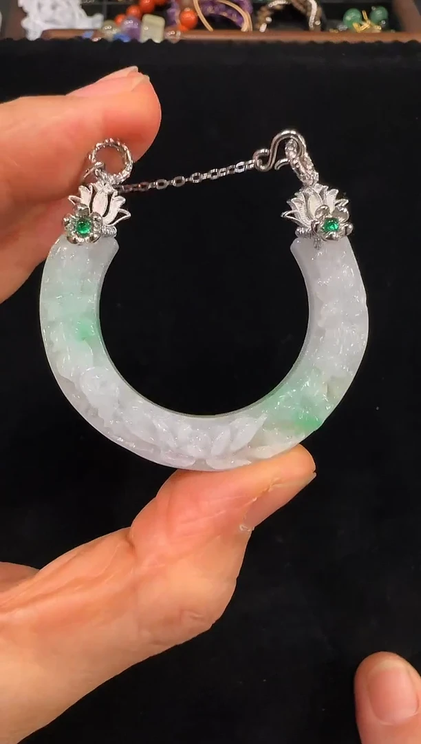 颈饰未镶嵌翡翠国风