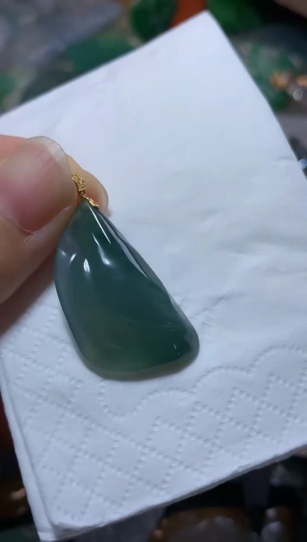 翡翠18K金镶嵌吊坠(不含链)吊坠