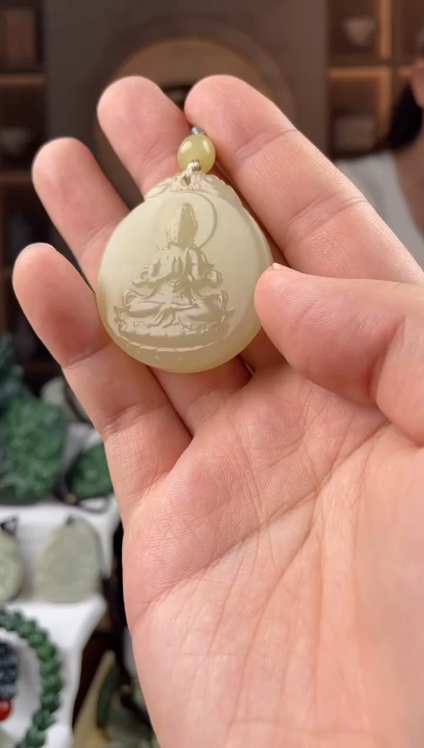 颈饰未镶嵌和田玉拍一发一，多样性发货