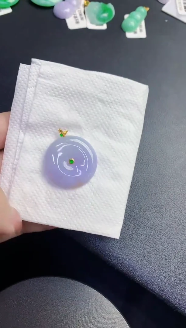 颈饰18K金镶嵌翡翠缅甸天然翡翠A货