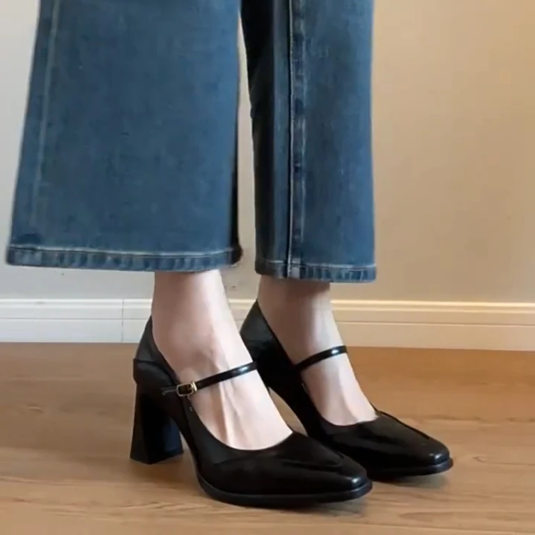不累脚~真皮法式高跟玛丽珍鞋女黑色2025春季一字扣粗跟方头单鞋