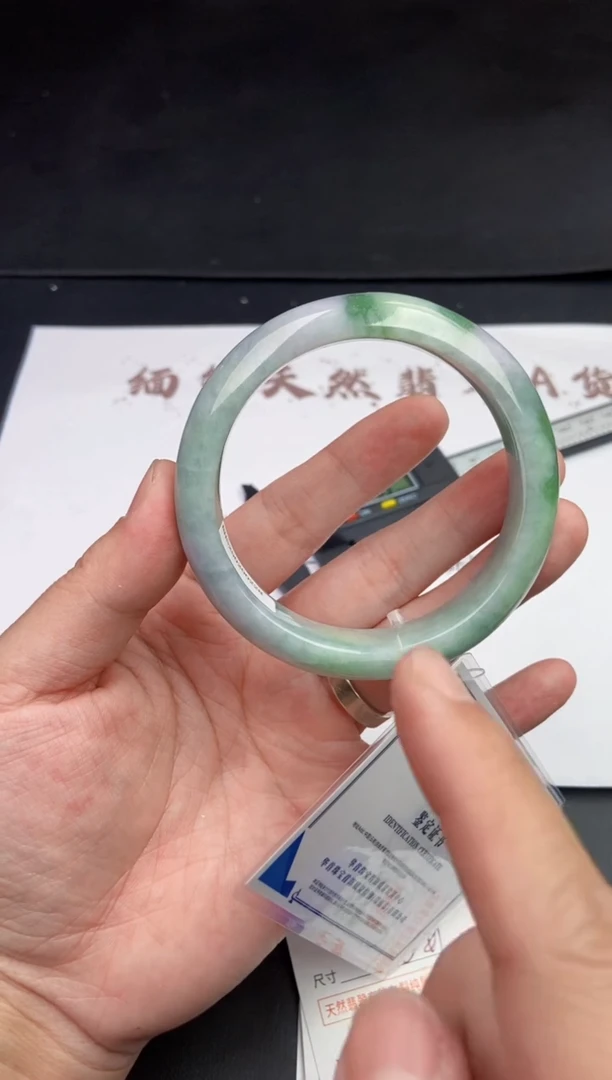 【闪购商品】8184时尚搭配默认有纹裂