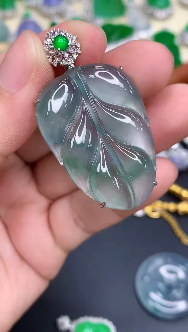 颈饰18K金镶嵌翡翠791-中国好珍宝
