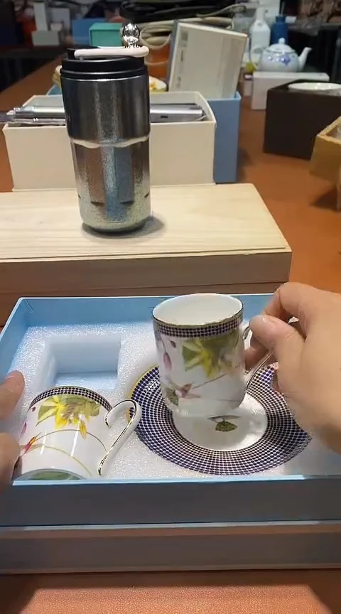 瓷片生活的本意就是开心@@1