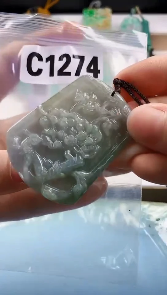 翡翠未镶嵌颈饰天然翡翠吊坠挂件