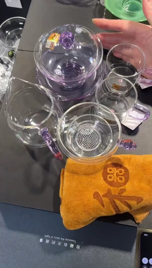 荷叶盖碗+奉珠+慕然+逸杯一对（浅紫色）
