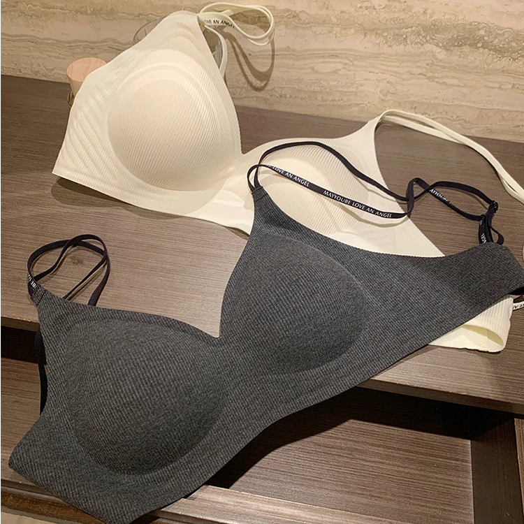 漫画身材~螺纹字母双肩带内衣小胸聚拢收副乳防下垂无痕运动文胸