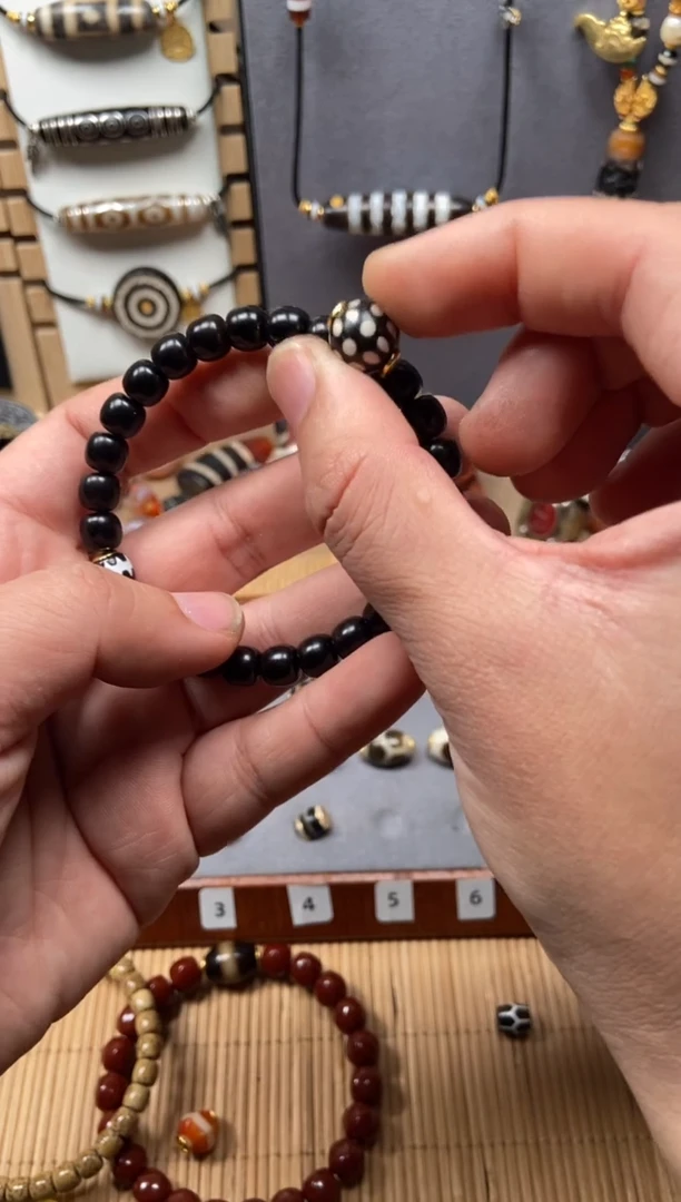 【闪购商品】玛瑙/玉髓配饰未镶嵌11mm黑色咒点圆珠5-4