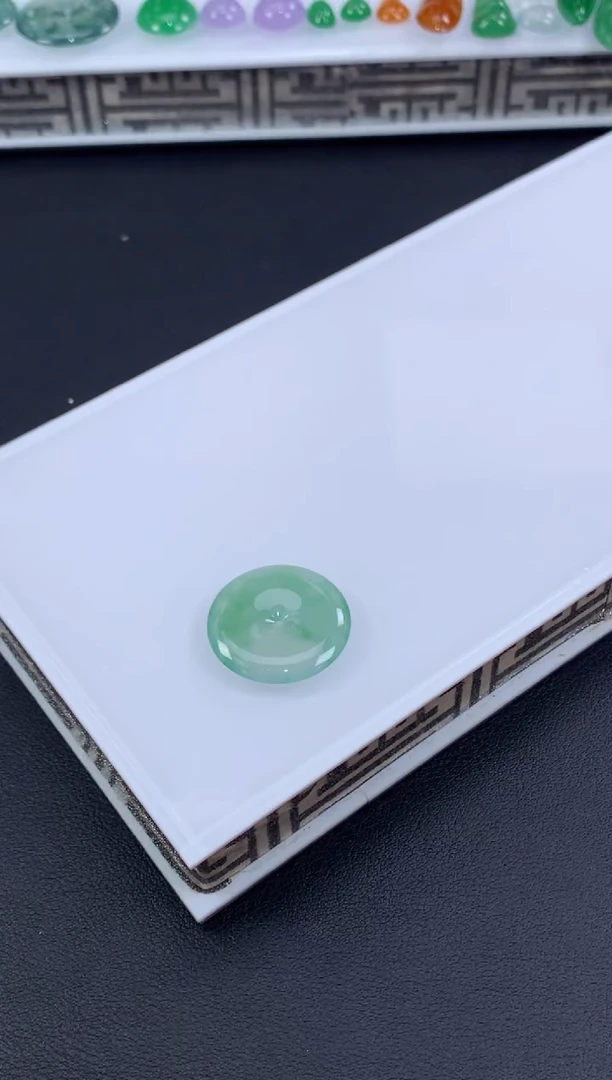 未镶嵌定制翡翠6*顺翡翠