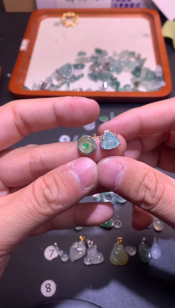 【闪购商品】翡翠吊坠(不含链)银S925镶嵌1