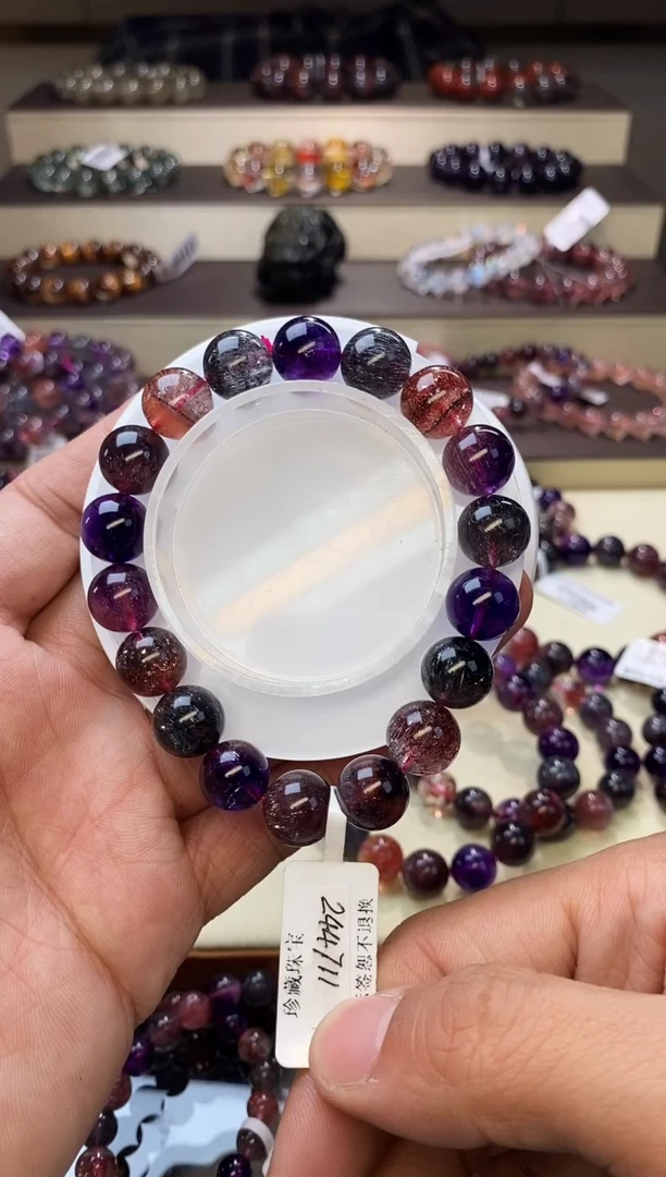 【闪购商品】水晶手链未镶嵌黑加仑超七单圈1m+