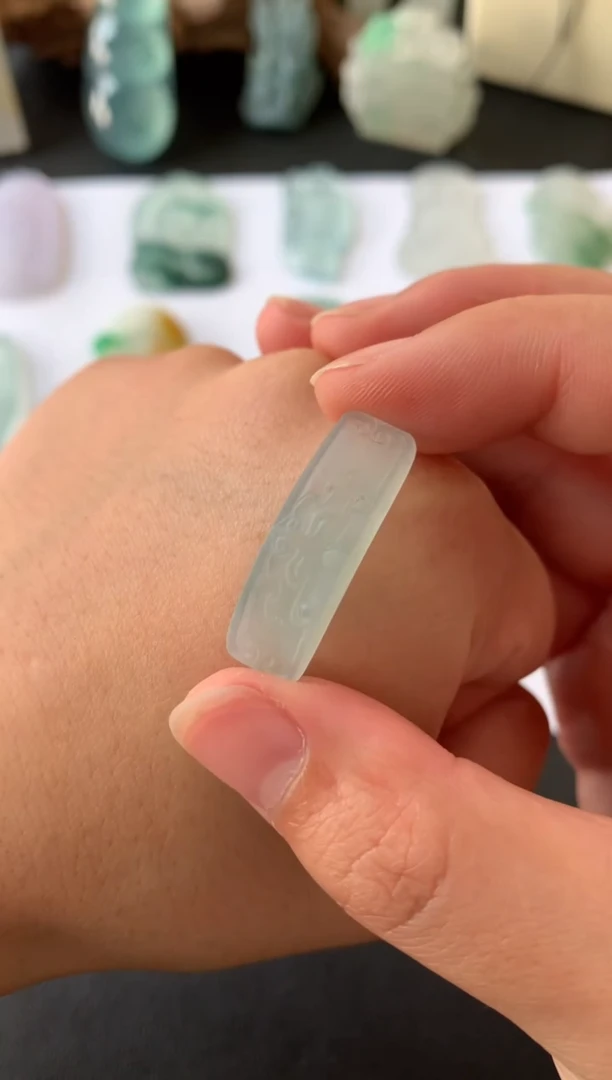 【闪购商品】定制翡翠未镶嵌翡翠