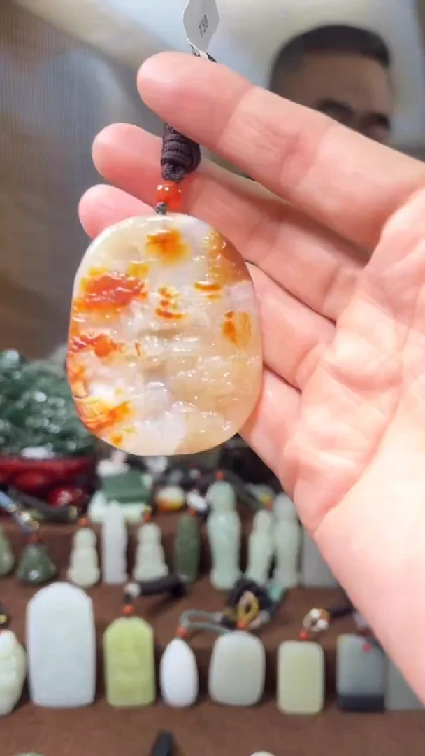 颈饰未镶嵌和田玉·