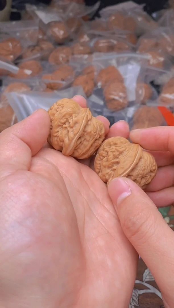 【闪购商品】文玩核桃把件G37号39尺元宝