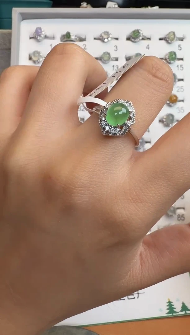 银S925镶嵌戒指翡翠通体925银镶缅甸A货翡翠戒指