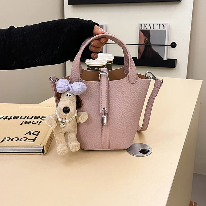 水桶包百搭菜篮子斜挎包高档轻奢手拎包2025新款韩版ins网红款