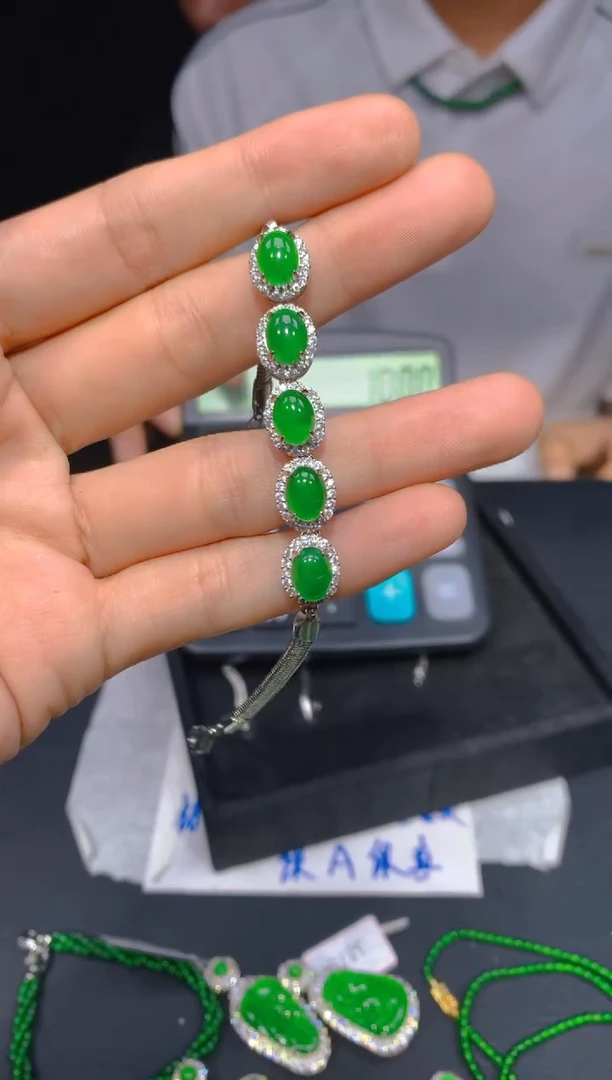 【闪购商品】定制翡翠未镶嵌166多样性发货（发其一）