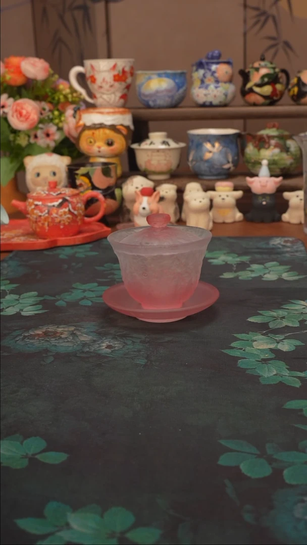【落单】渐变粉琉璃三才盖碗