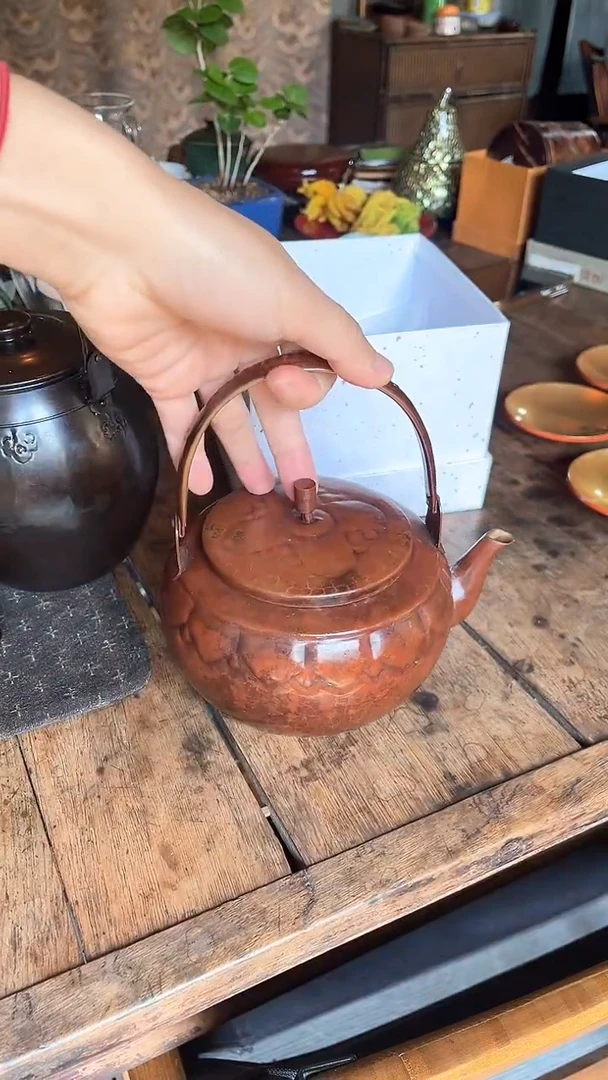 26.铜壶