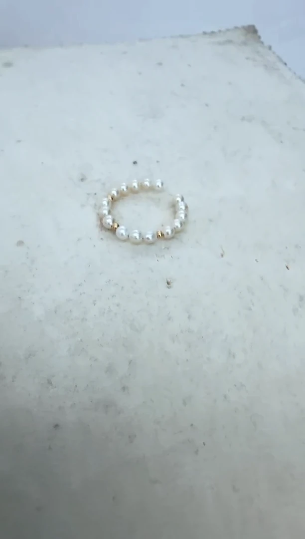 戒指18K金镶嵌淡水珍珠戒指