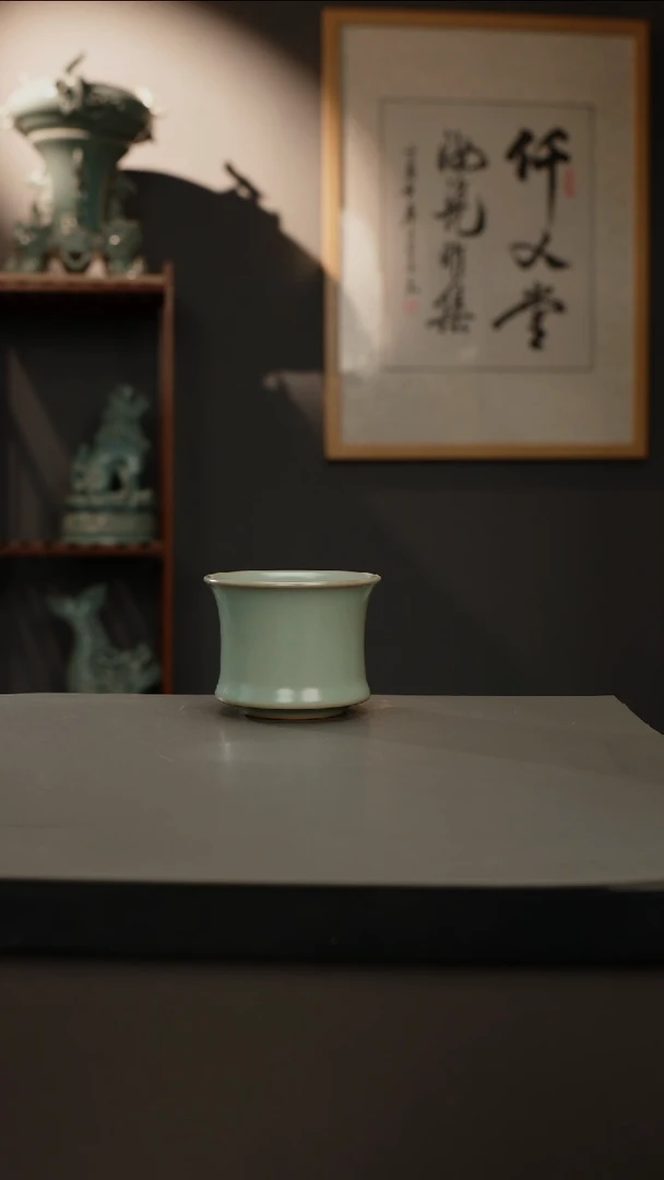 【闪购商品】杯仿古釉原矿  束腰  微瑕