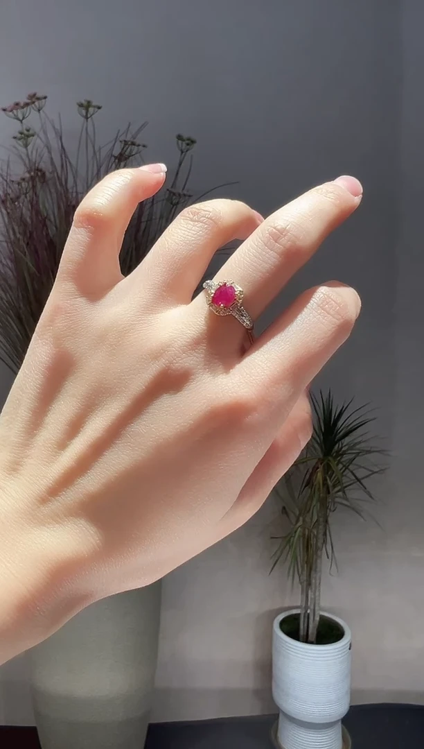 【闪购商品】红宝石戒指银S925镶嵌40】