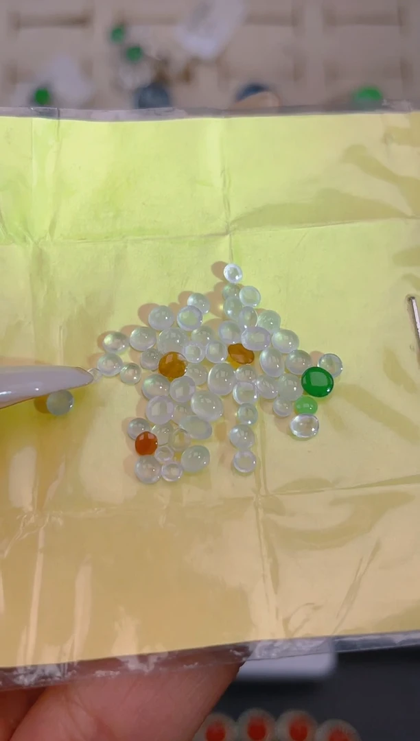 裸石翡翠天然翡翠蛋面63