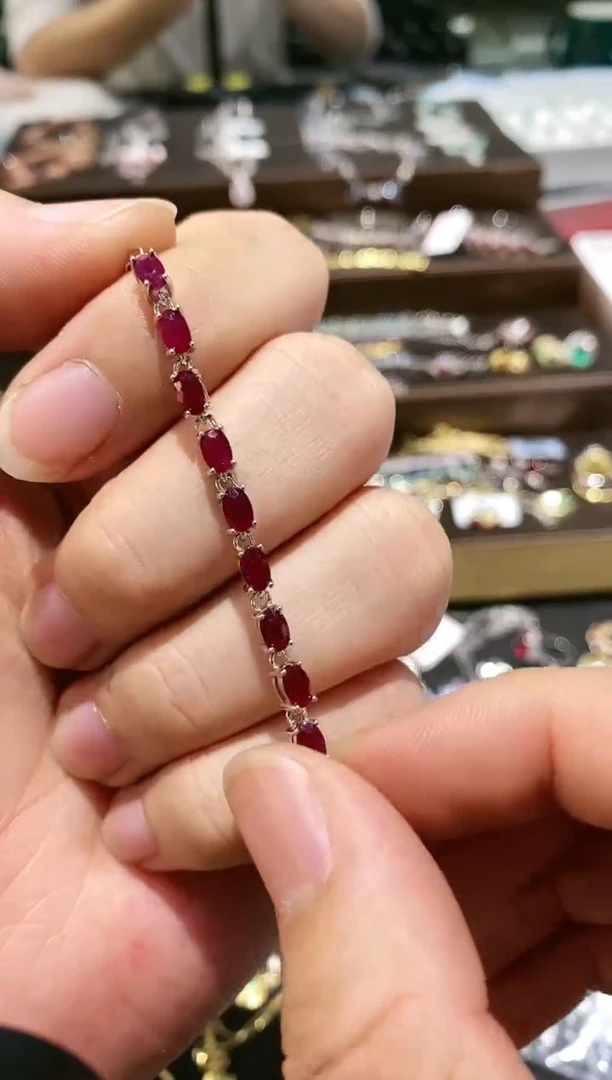 【闪购商品】红宝石手链银S925镶嵌手链