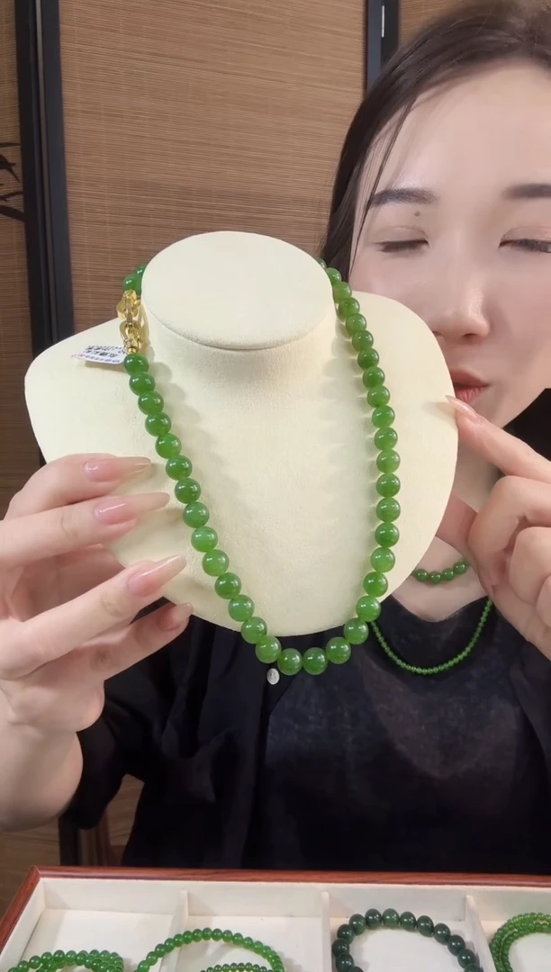 和田玉（碧玉）未镶嵌颈饰9.5+无矿锁骨链