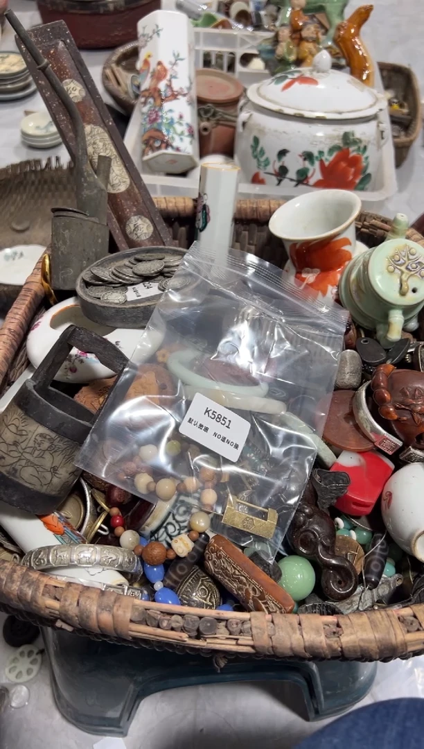 李***酒秒拍秒付闪购瓷铜摆件