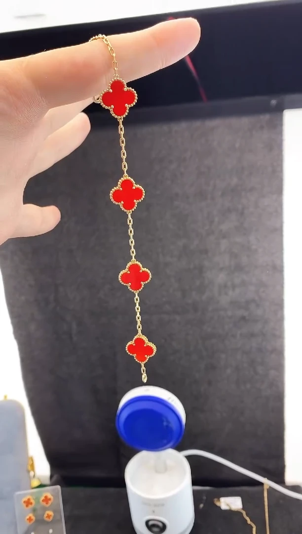 【闪购商品】玛瑙/玉髓手链18K金镶嵌.