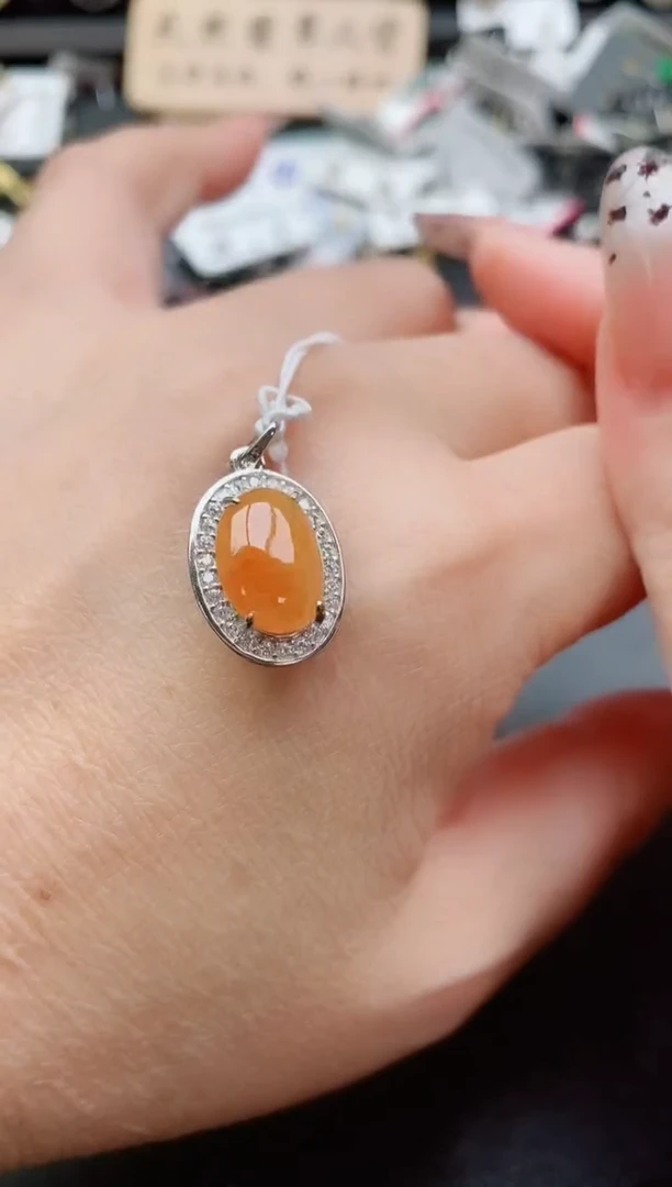 吊坠(赠链)银S925镶嵌翡翠1