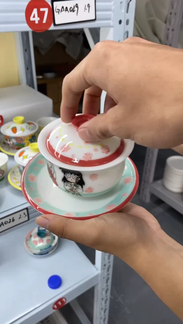 瑕疵。不退！高温釉下彩纯手工手绘陶瓷