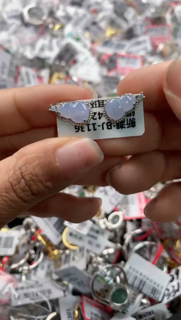 银S925镶嵌戒指翡翠666    3